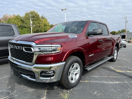 2025 Ram 1500 BIG HORN CREW CAB 4X4 5'7 BOX Pickup