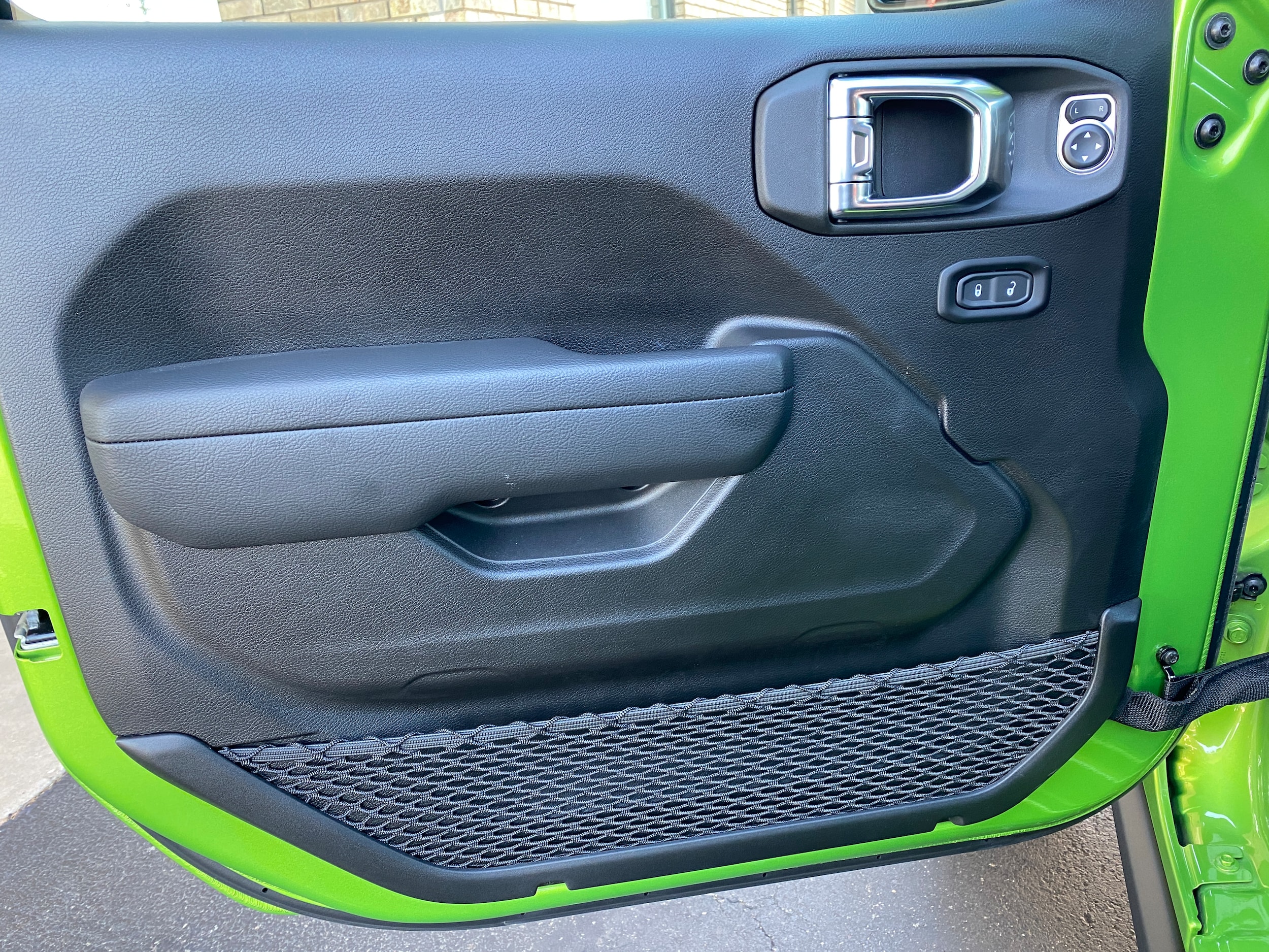 2025 Jeep Wrangler 2-Door Willys - Photo 12