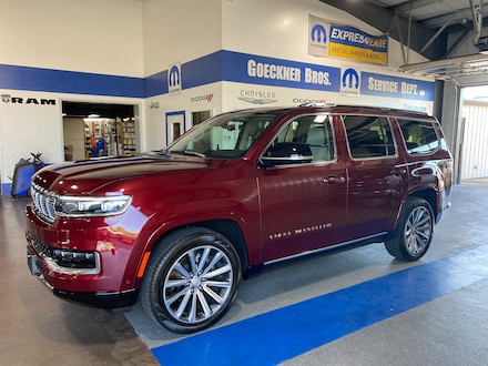 2023 Jeep Grand Wagoneer Series II SUV 1C4SJVFP7PS512327