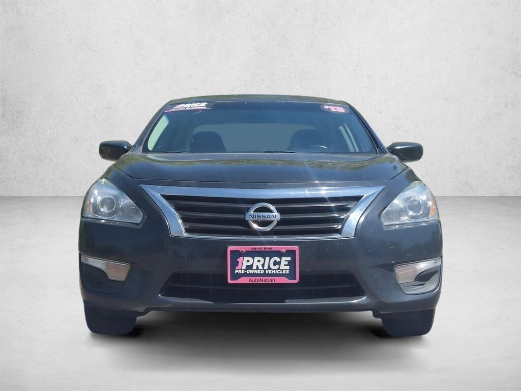 Used 2013 Nissan Altima 2.5 SV Sedan
