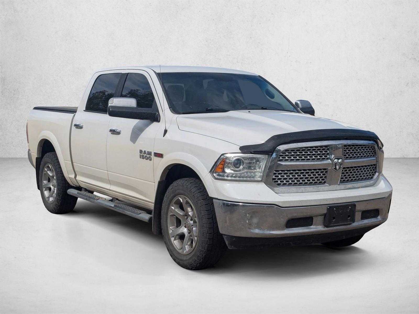 2014 Ram 1500 Laramie photo 3