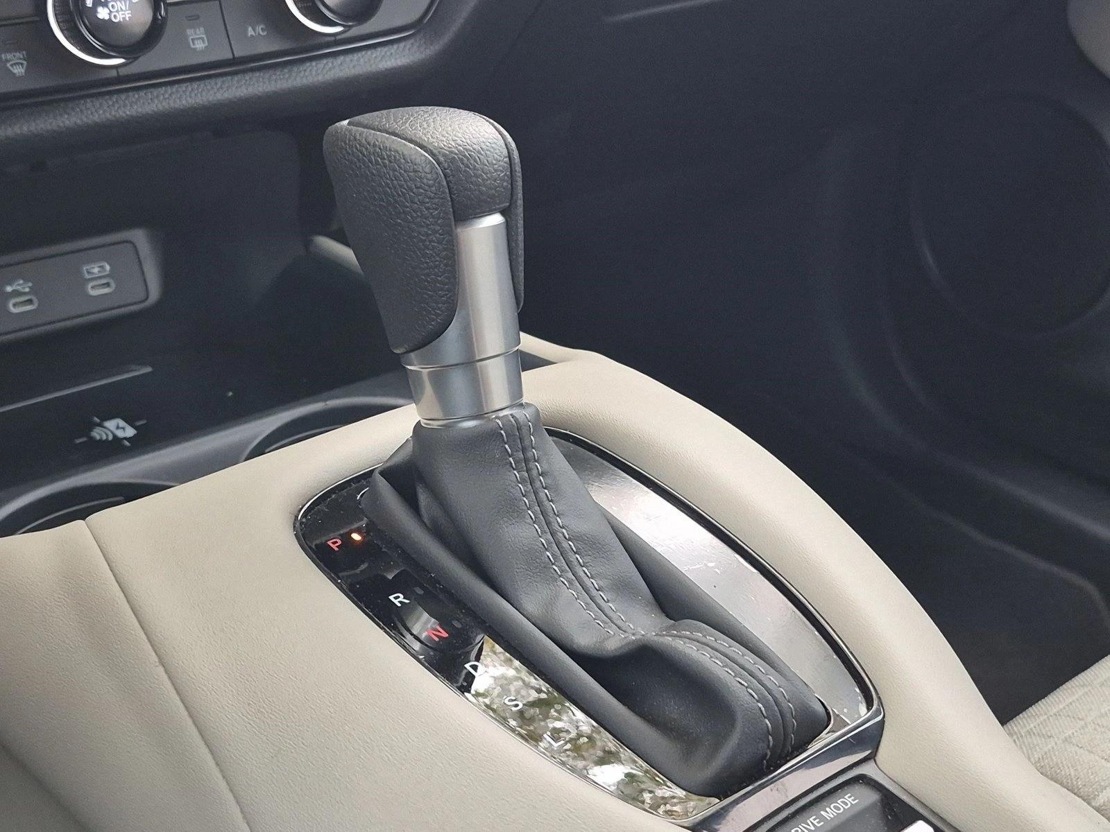 2027 Honda HR-V LX - Photo 10