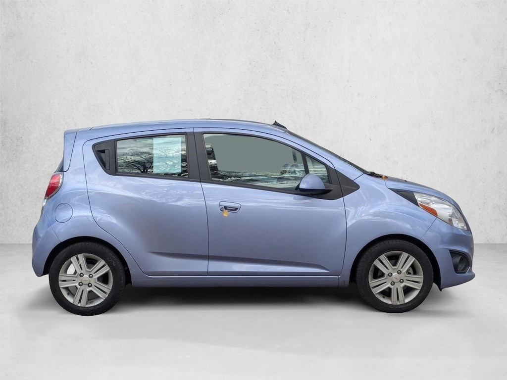 Used 2014 Chevrolet Spark LS Manual Hatchback
