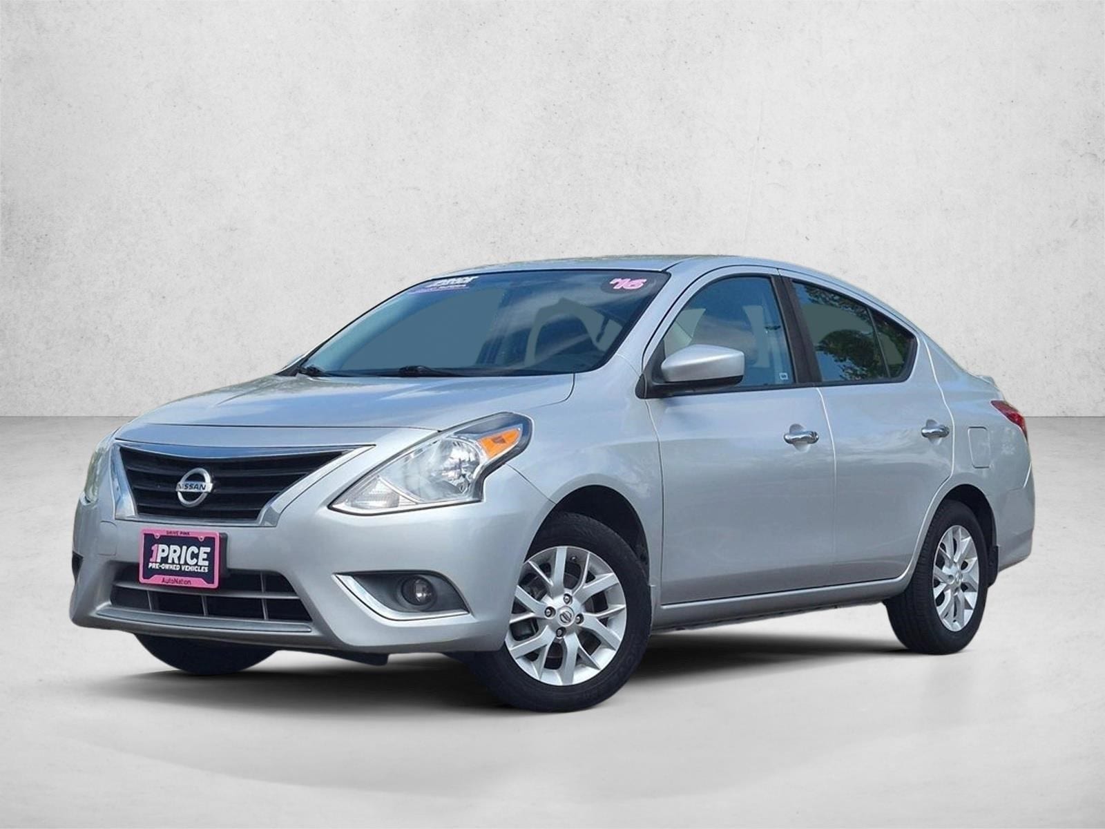 2016 Nissan Versa Sedan SV