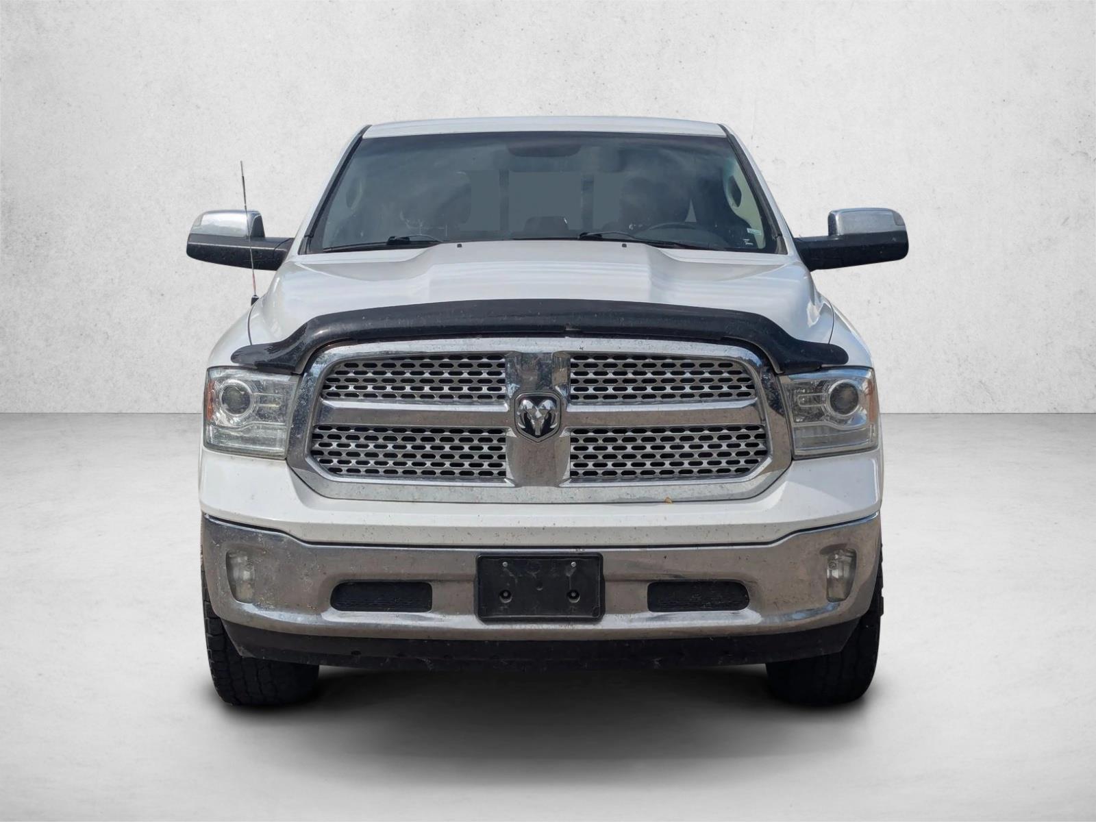 2014 Ram 1500 Laramie photo 2