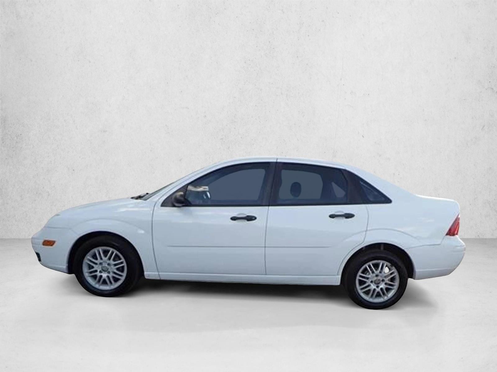 Used 2005 Ford Focus ZX4 SE with VIN 1FAFP34N55W202923 for sale in Westminster, CO