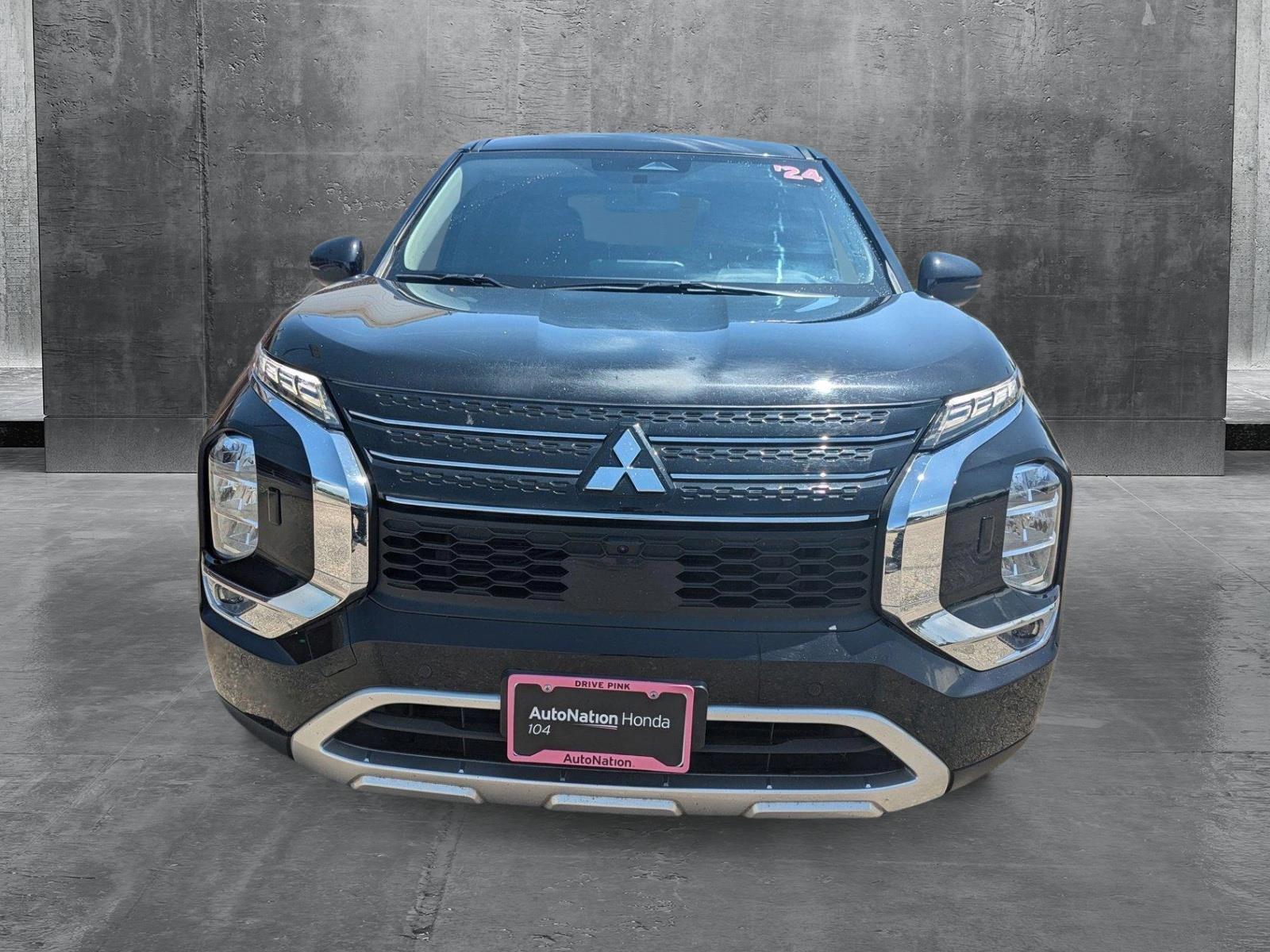 Used 2024 Mitsubishi Outlander SE with VIN JA4J4VA85RZ038207 for sale in Westminster, CO