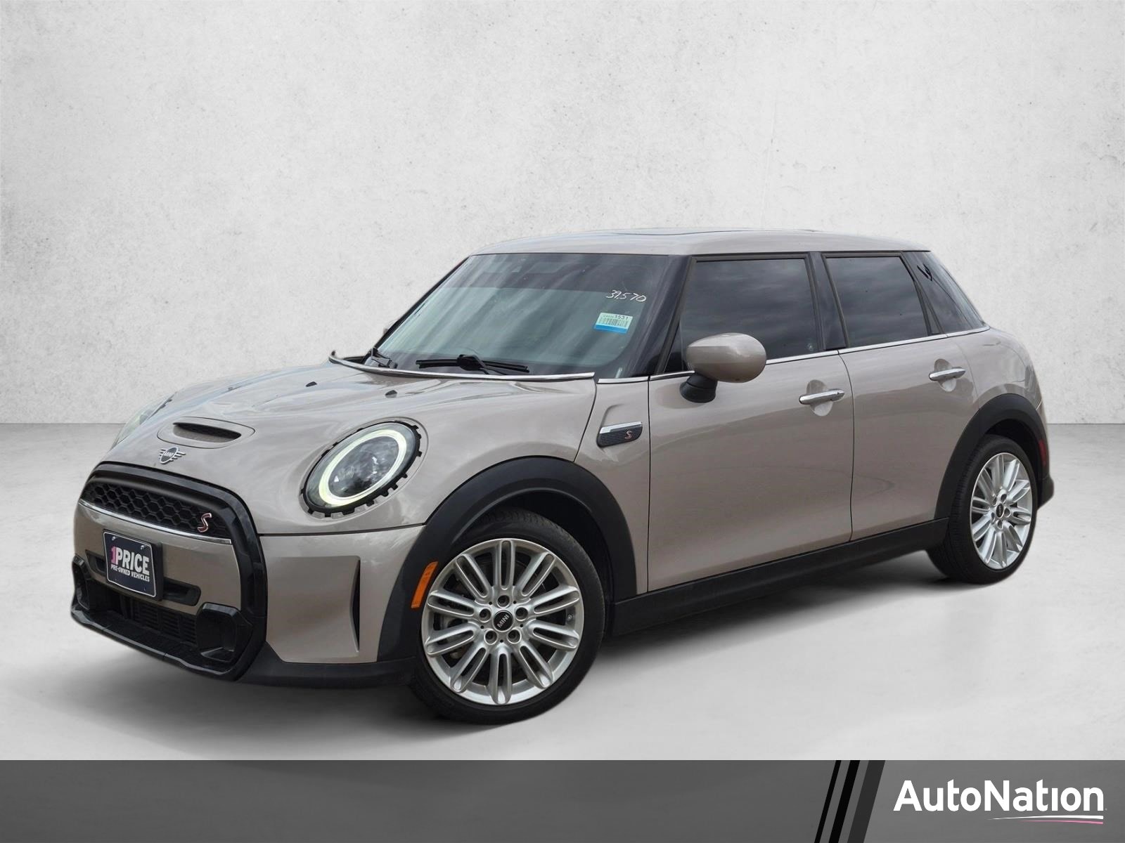 2024 MINI Hardtop 4 Door