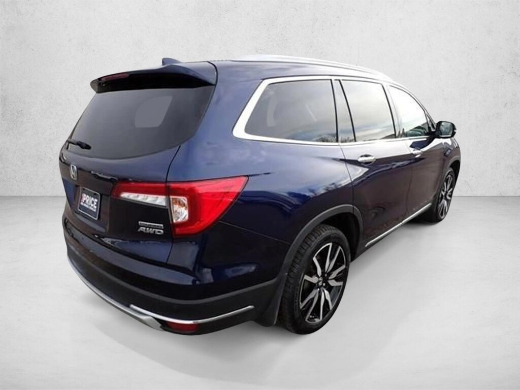 Used 2022 Honda Pilot Touring 8 Passenger SUV