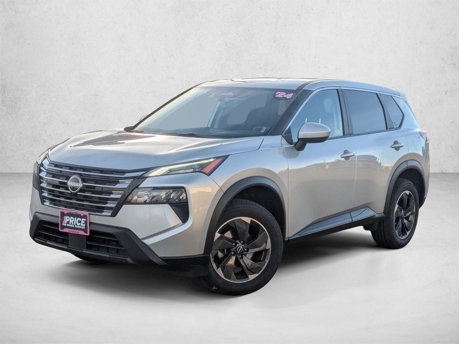 2024 Nissan Rogue SV's photo