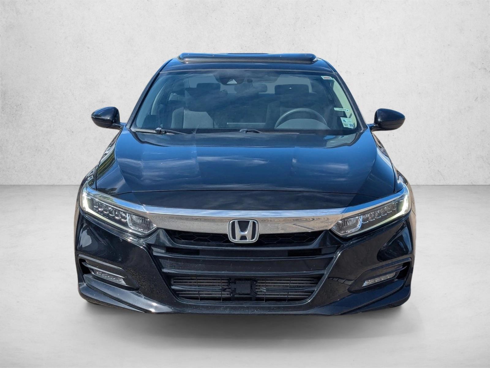 2018 Honda Accord EX photo 2