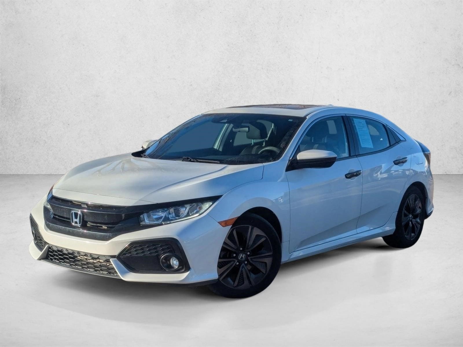 2019 Honda Civic Hatchback EX's photo