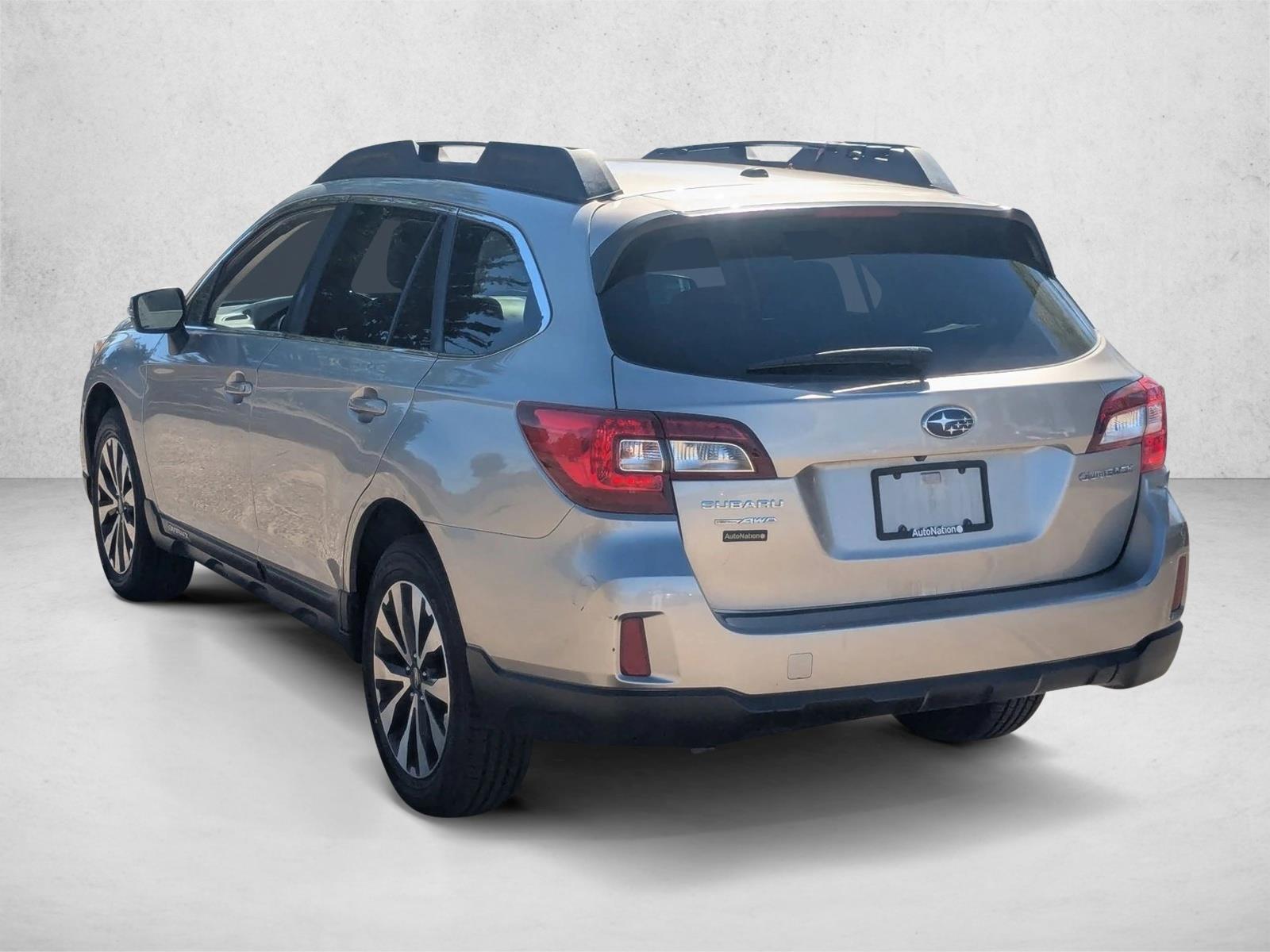 2015 Subaru Outback 2.5i Limited photo 4