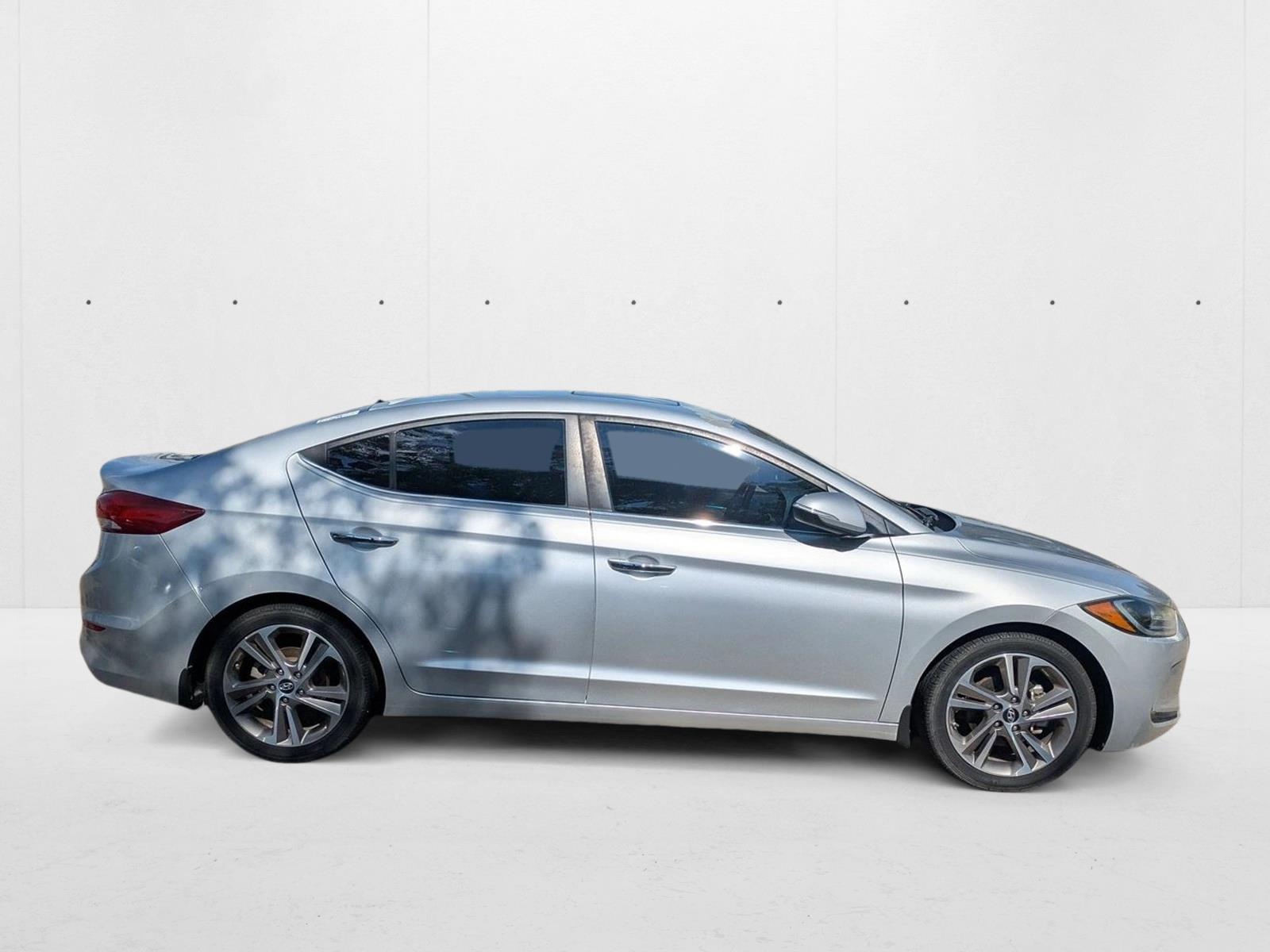 2017 Hyundai Elantra SE Tech Limited photo 4