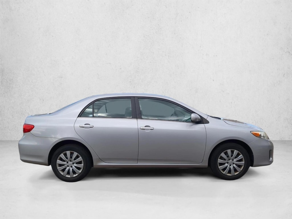 Used 2013 Toyota Corolla LE Sedan
