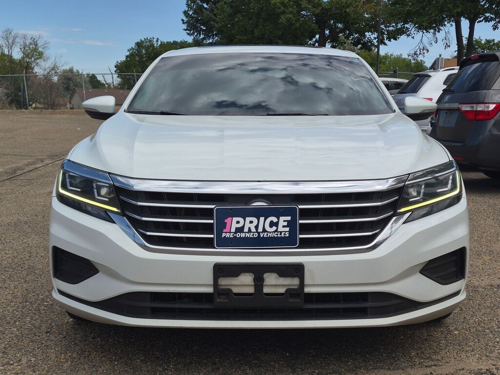 Used 2022 Volkswagen Passat 2.0T SE Sedan
