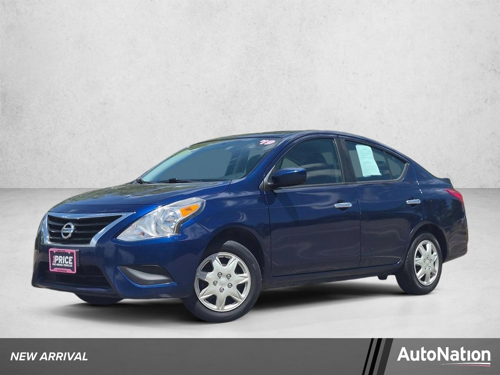2019 Nissan Versa 1.6 SV CVT's photo