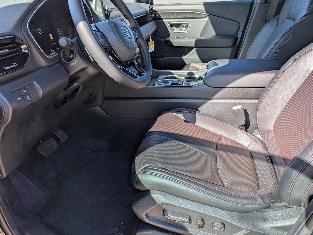 New 2025 Honda Pilot Black Edition SUV