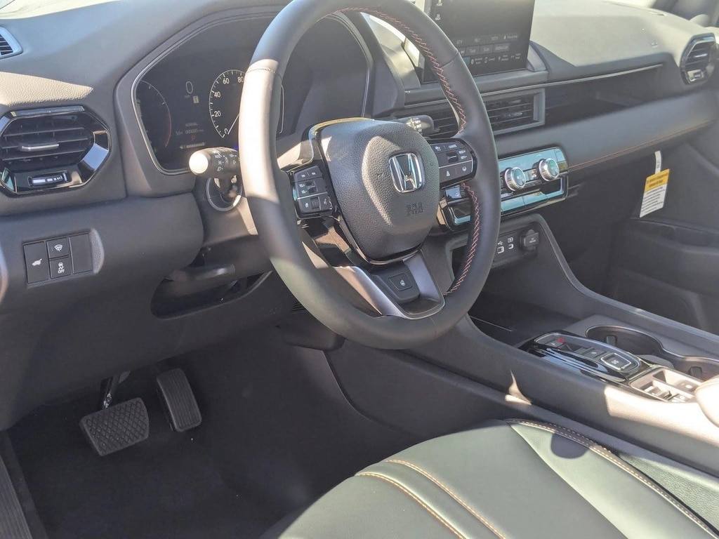 New 2025 Honda Pilot TrailSport SUV