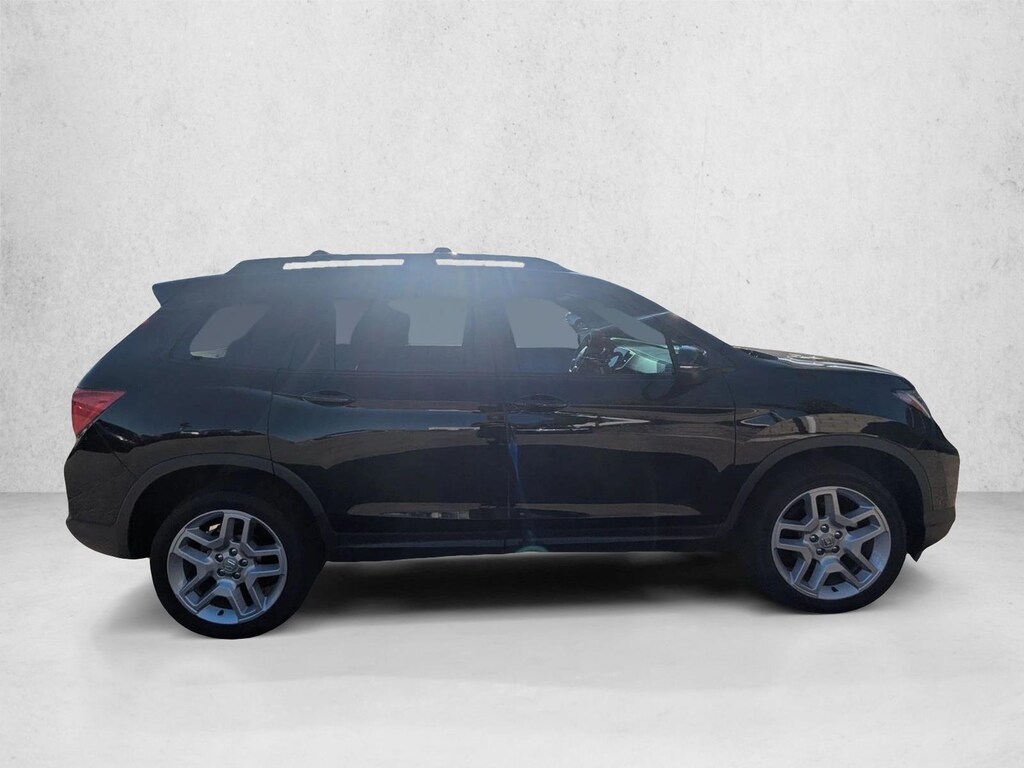 Used 2025 Honda Passport EX-L SUV
