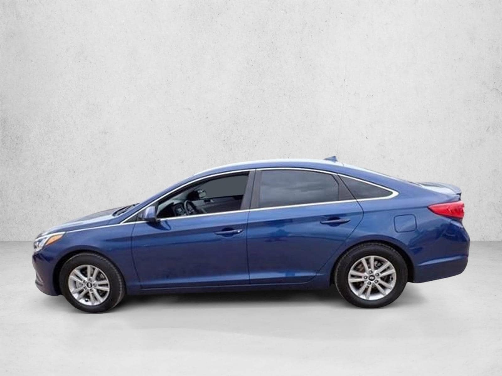 Used 2017 Hyundai Sonata SE with VIN 5NPE24AF8HH484475 for sale in Westminster, CO