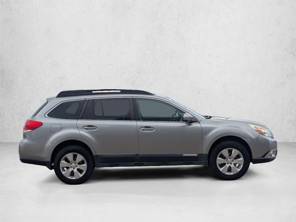 Used 2010 Subaru Outback 2.5i Limited SUV