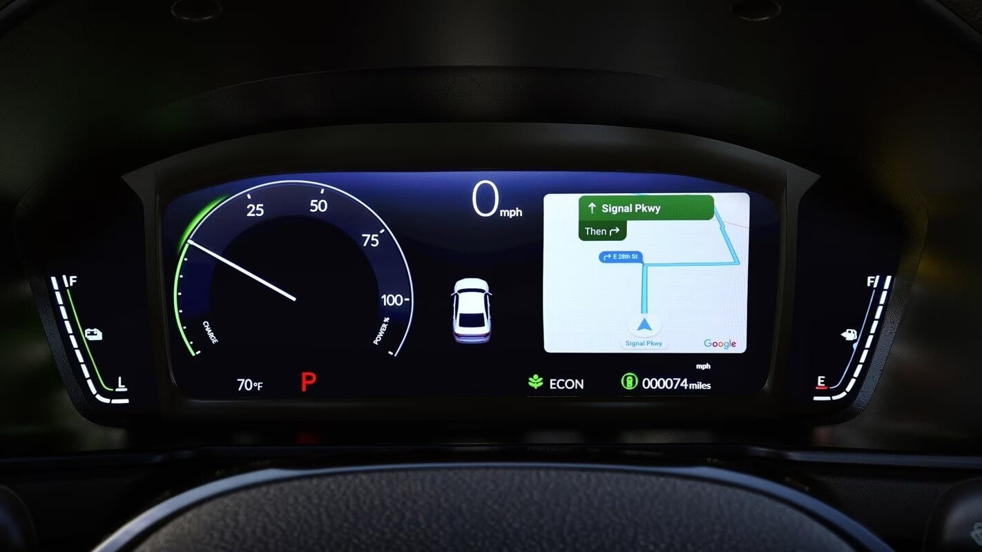  The digital speedometer and navigation system of the 2026 Accord