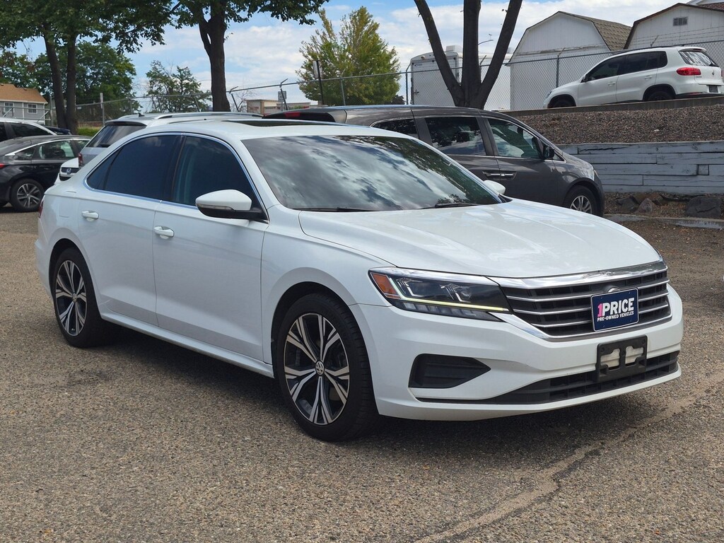 Used 2022 Volkswagen Passat 2.0T SE Sedan