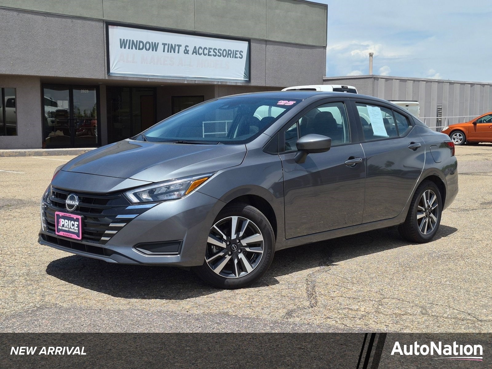 2025 Nissan Versa 1.6 SV CVT's photo