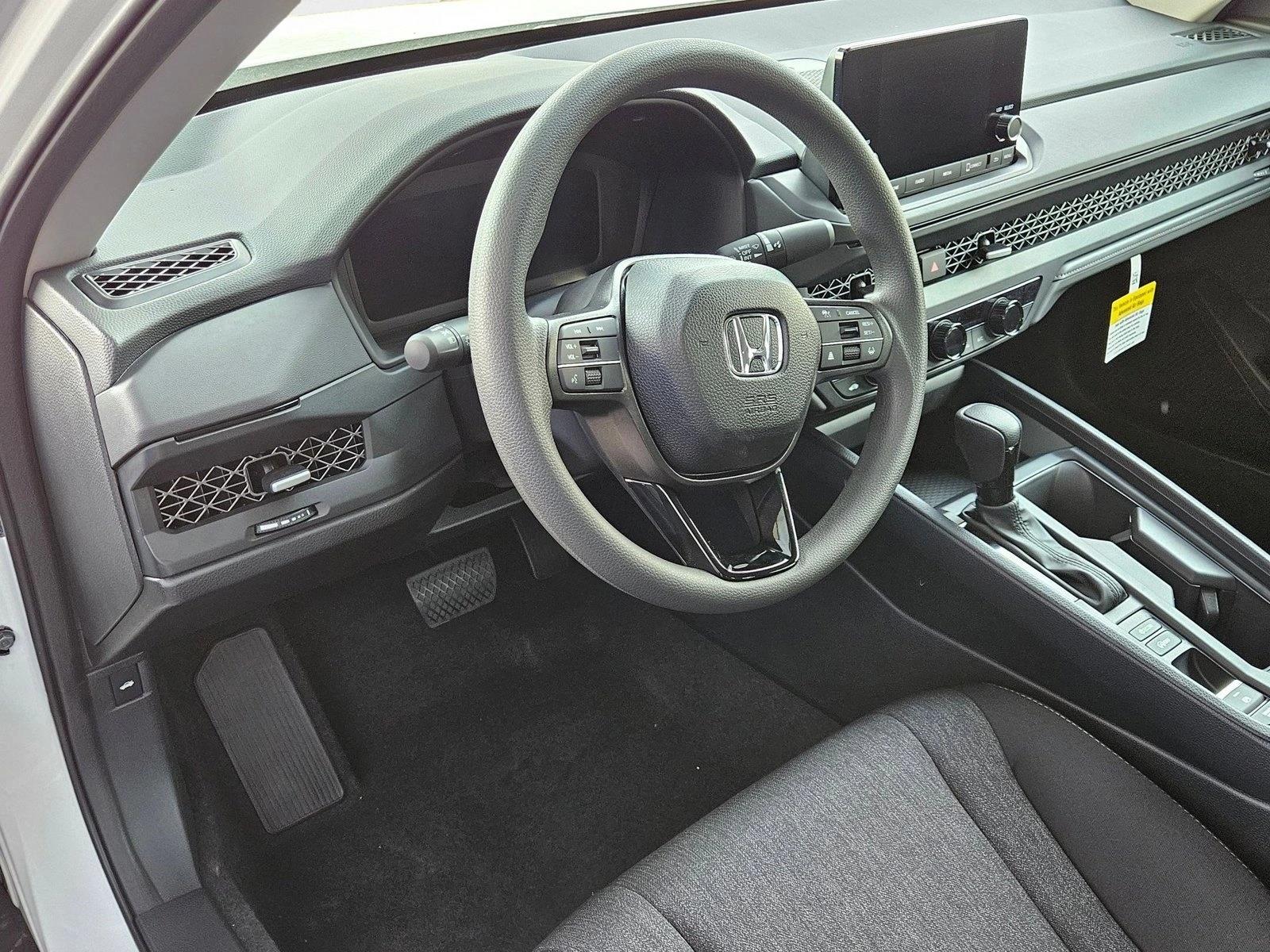 2025 Honda Accord SE photo 3