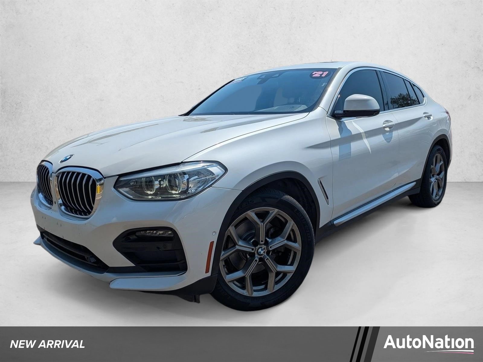 2021 BMW X4 xDrive30i's photo