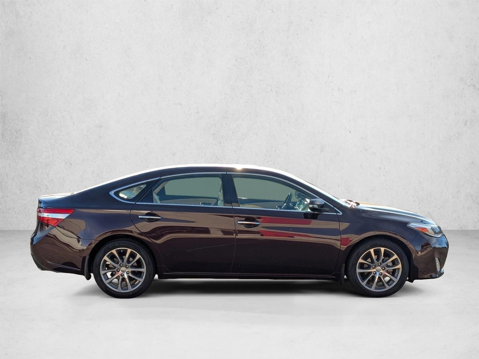 2015 Toyota Avalon XLE Touring photo 4