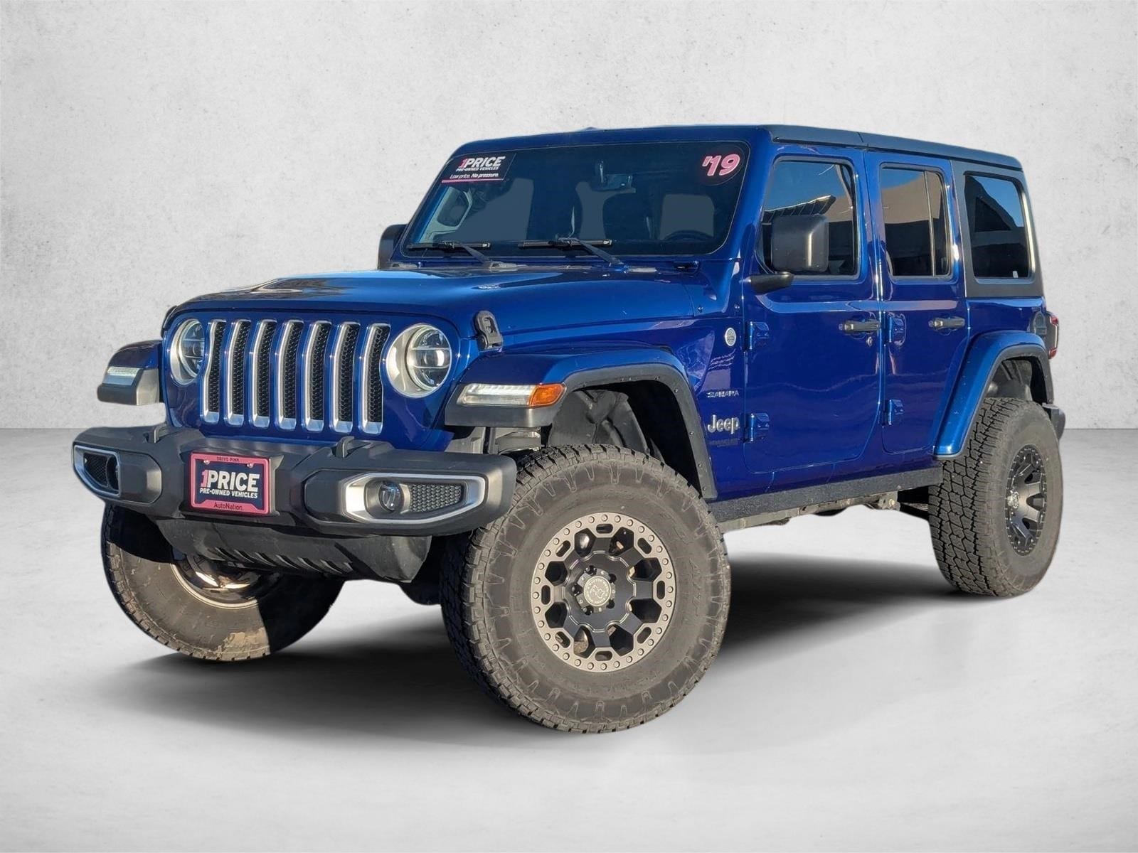2019 Jeep Wrangler Unlimited Sahara's photo