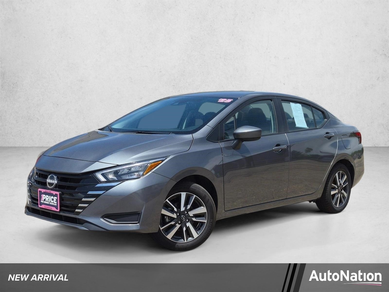 2025 Nissan Versa 1.6 SV CVT's photo