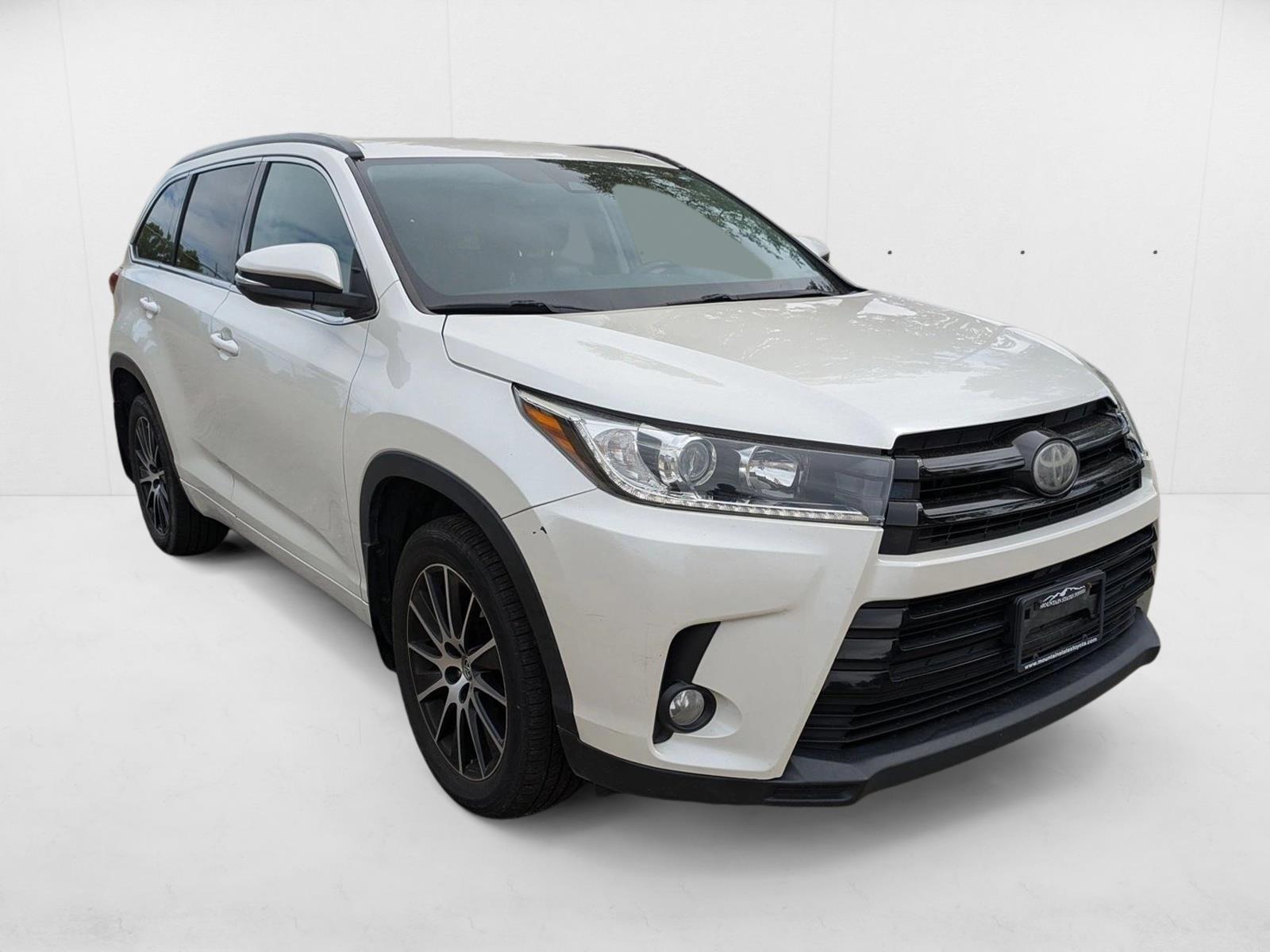 2018 Toyota Highlander SE photo 3