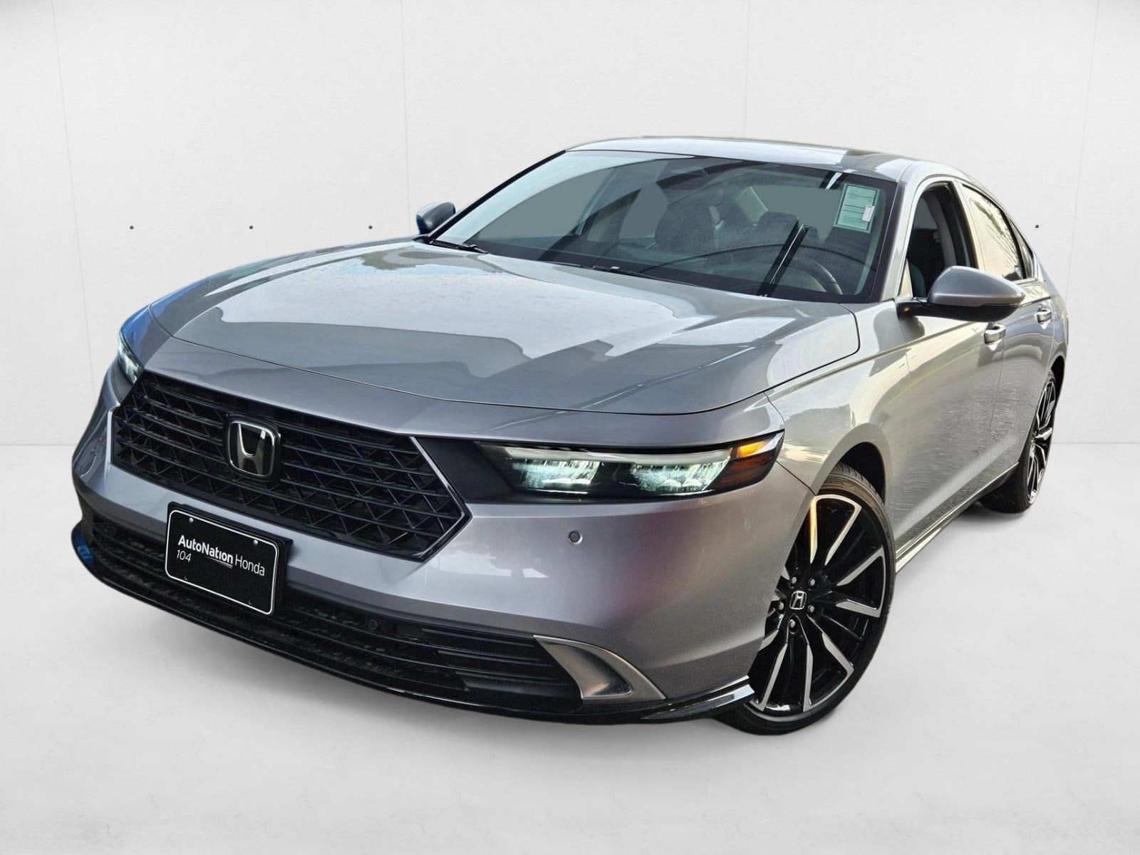 2025 Honda Accord Hybrid Touring's photo