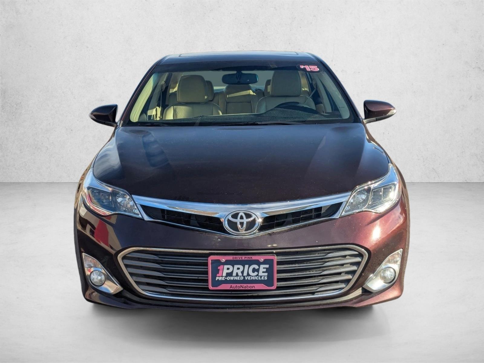 2015 Toyota Avalon XLE Touring photo 2
