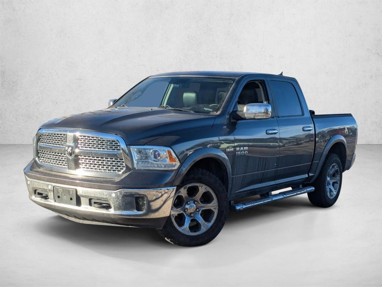 2017 RAM Ram 1500 Pickup Laramie's photo