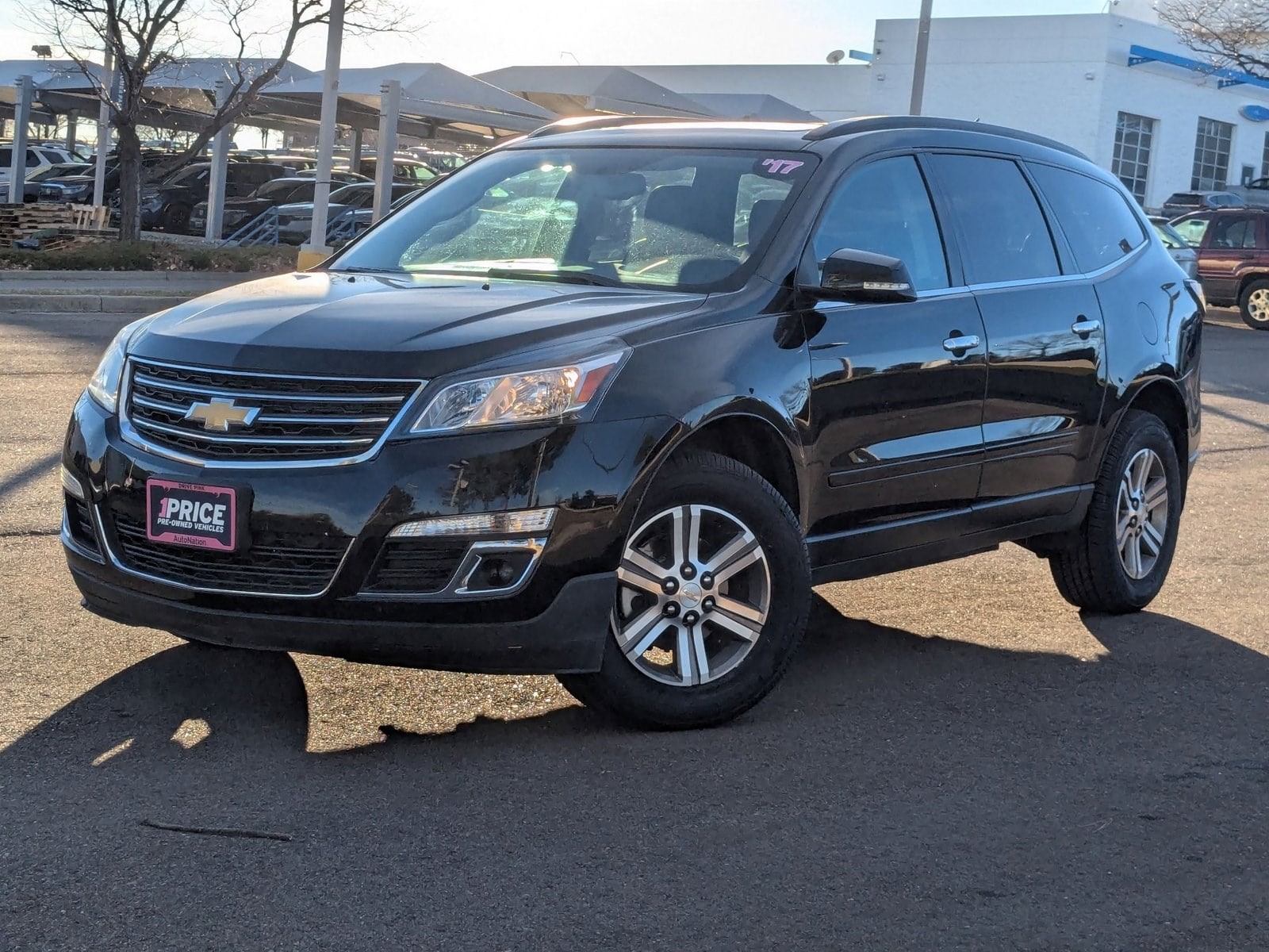 2017 Chevrolet Traverse 2LT's photo