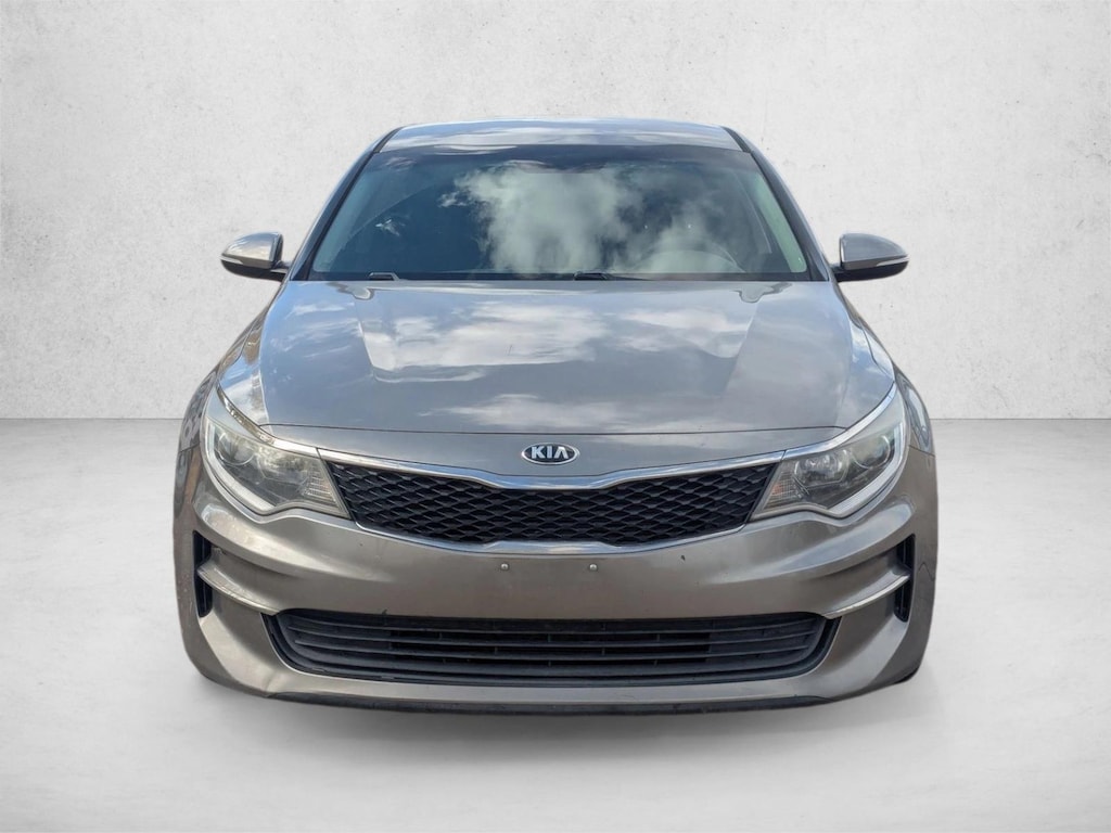 Used 2017 Kia Optima LX Sedan