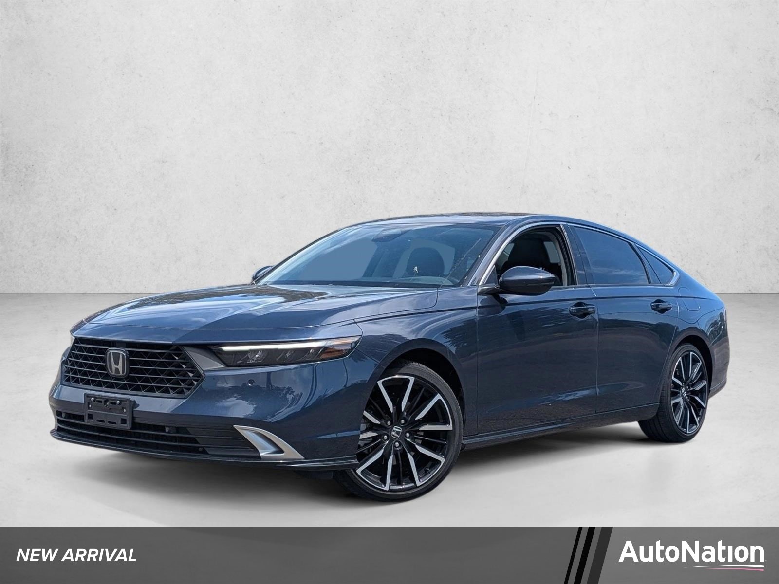 2023 Honda Accord Hybrid Touring's photo