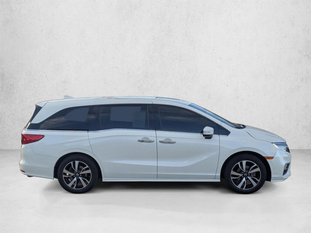 Used 2018 Honda Odyssey Elite Van