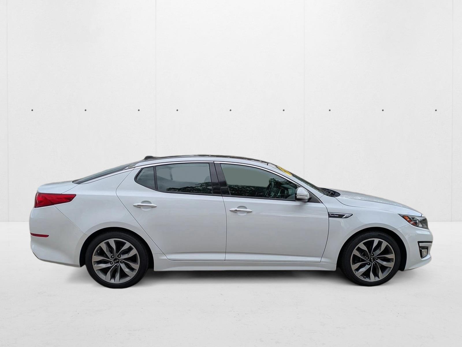 2015 Kia Optima SX Turbo photo 4