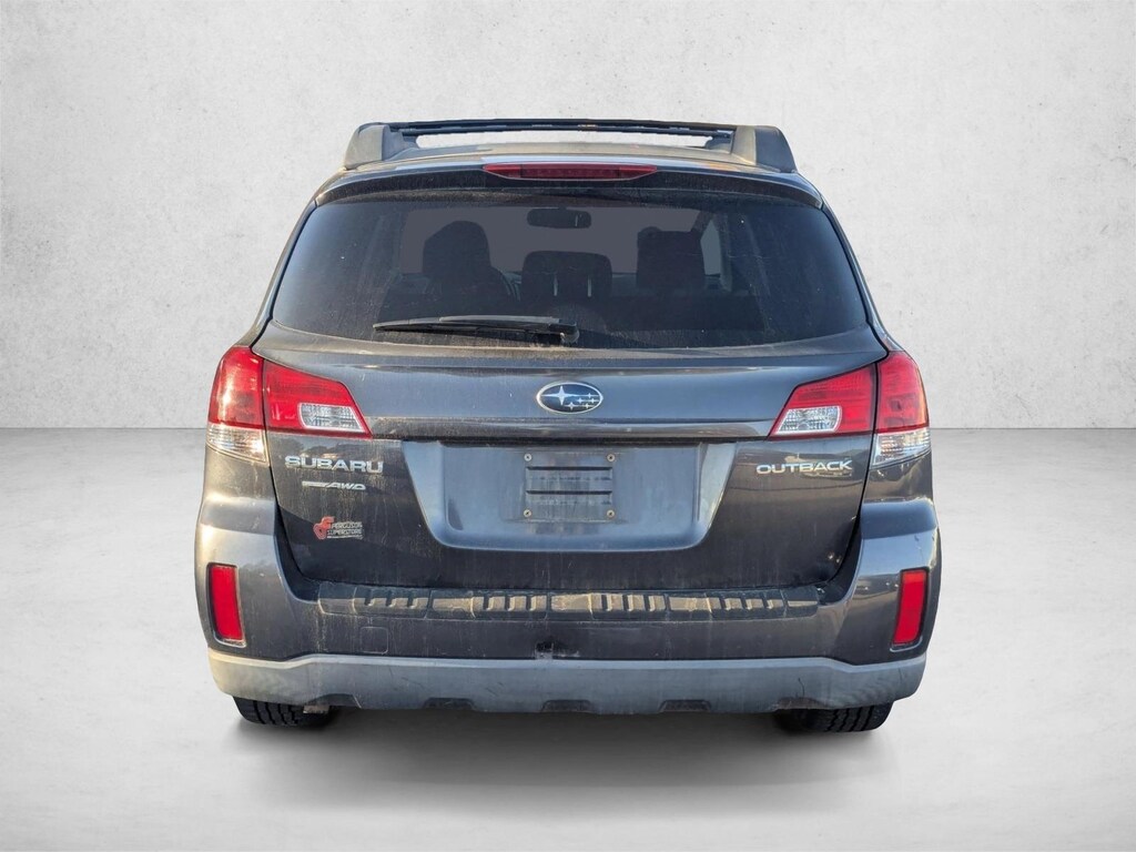 Used 2011 Subaru Outback 2.5i Premium (CVT) SUV
