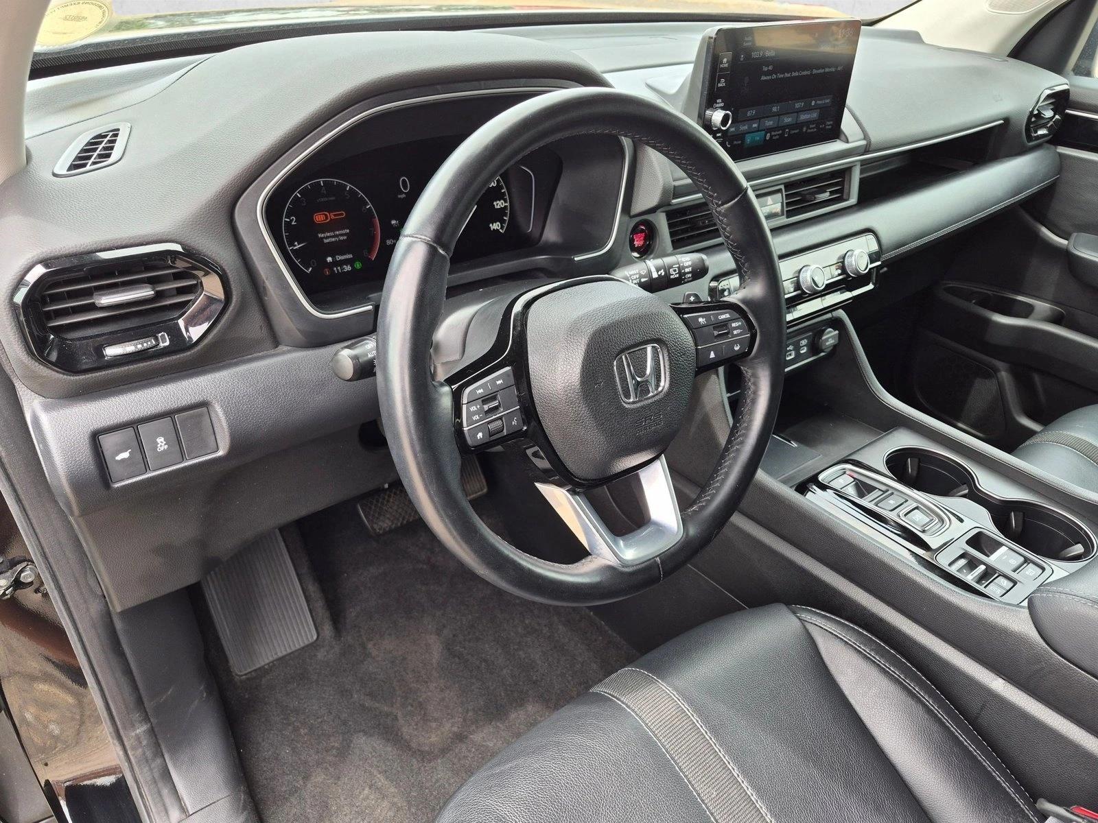2023 Honda Pilot EX-L - Photo 10