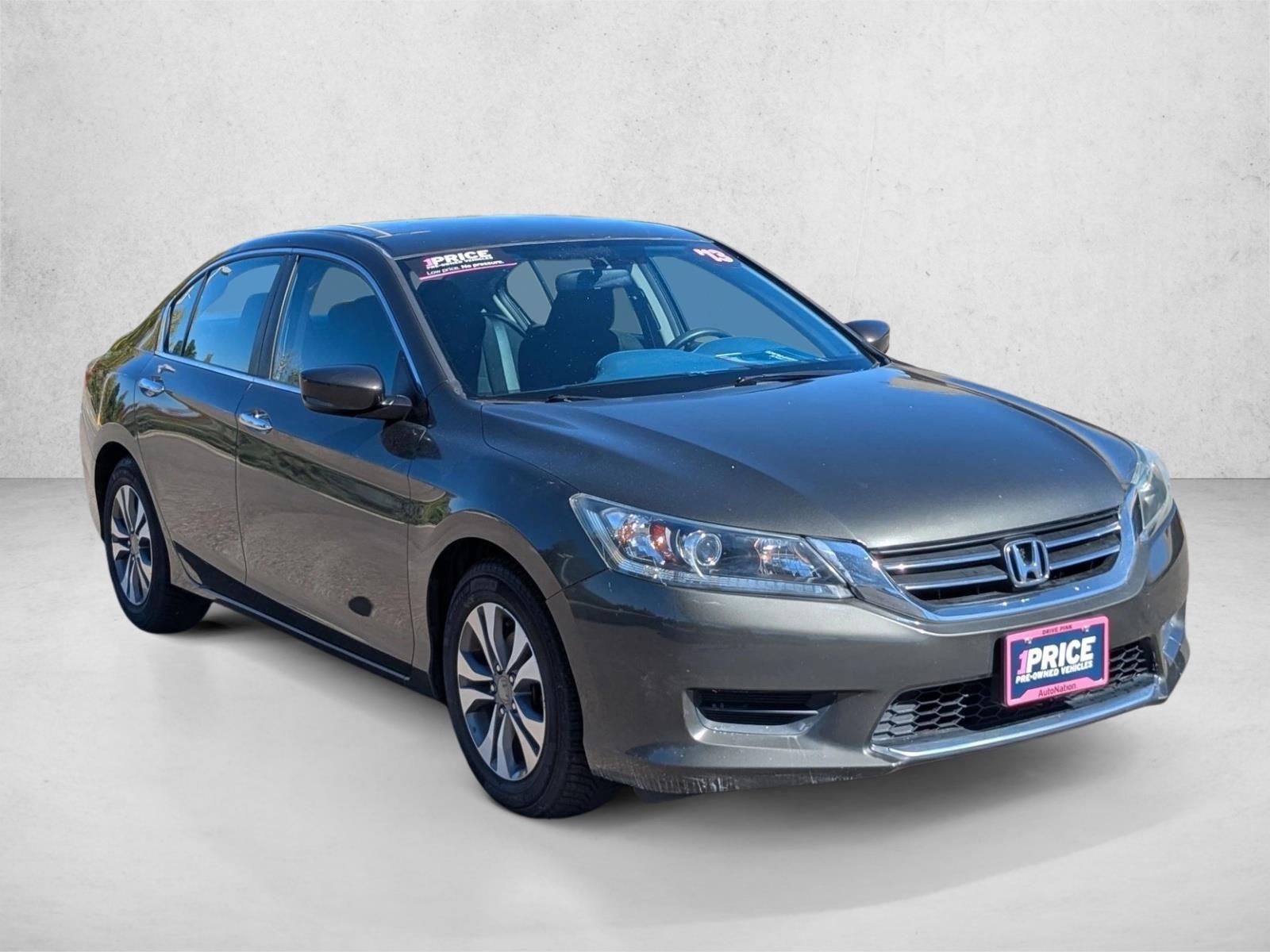 2013 Honda Accord LX photo 3