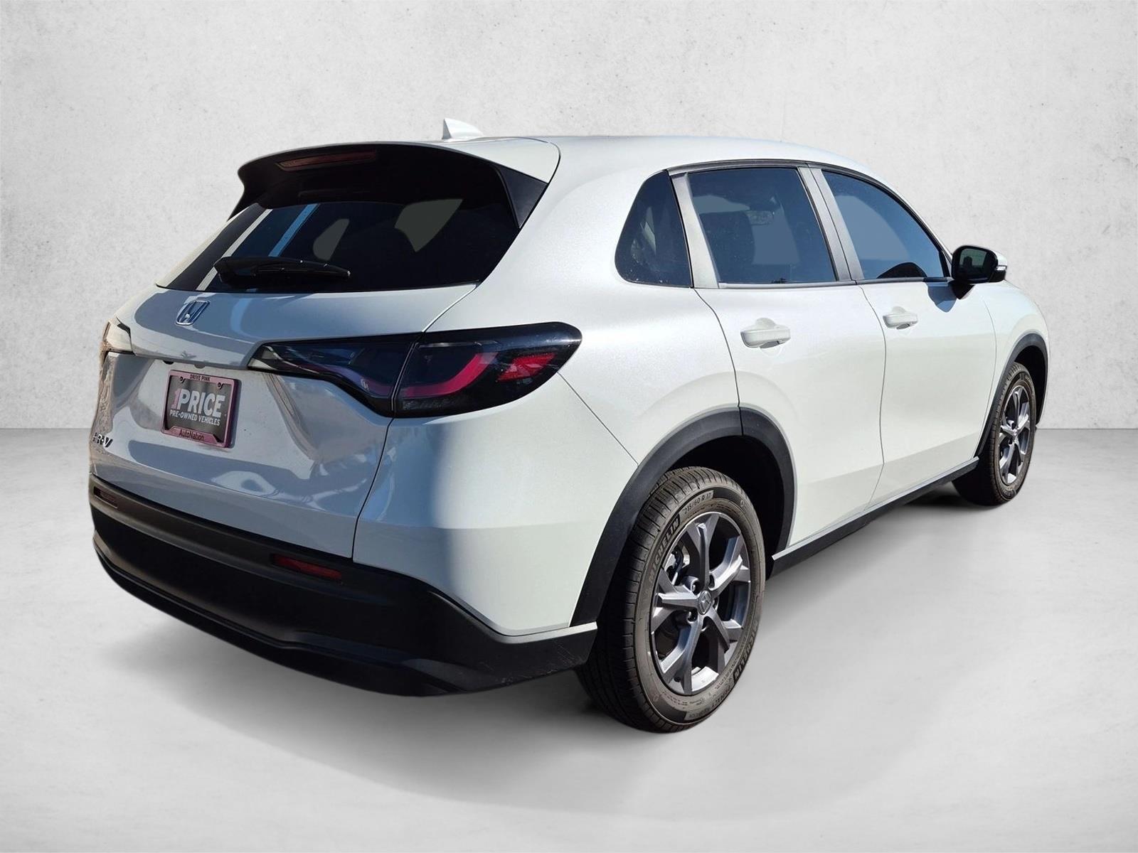 2027 Honda HR-V LX - Photo 5