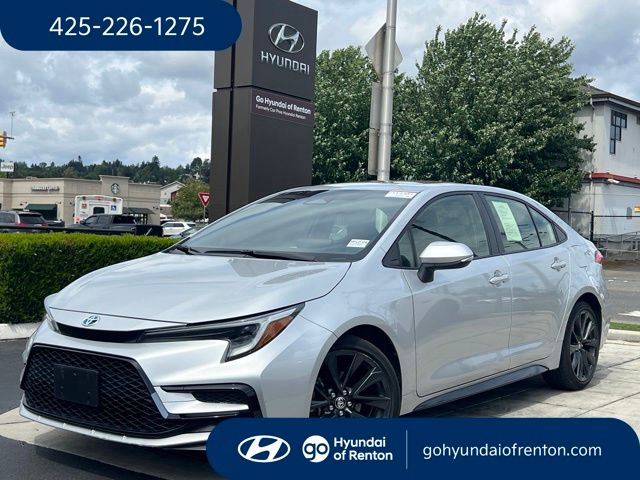 2024 Toyota Corolla SE Hybrid CVT's photo