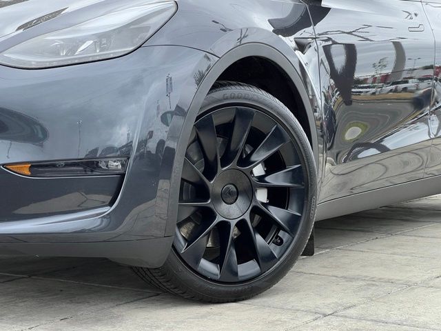 Used 2024 Tesla Model Y Long Range with VIN 7SAYGDEE8RF064377 for sale in Renton, WA
