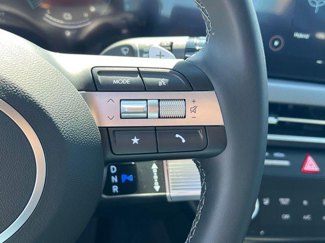2025 Hyundai Sonata Hybrid SEL - Photo 23